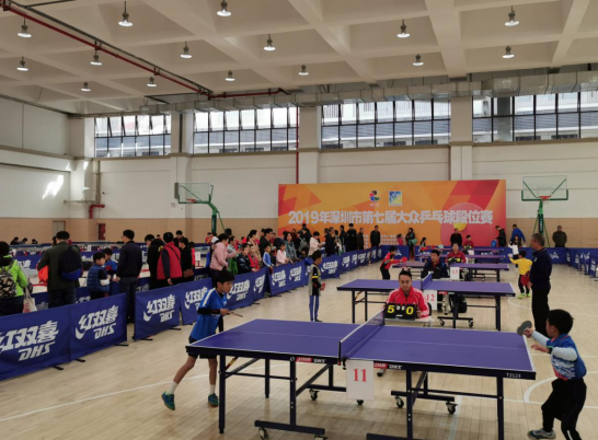 球迷们期待 球迷们期待