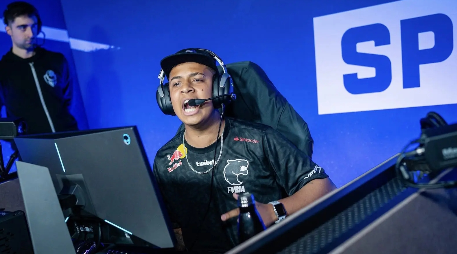 他的学生中 他的学生中